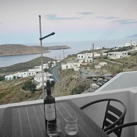 Casa de Férias Maryann's House Livadi (Serifos)