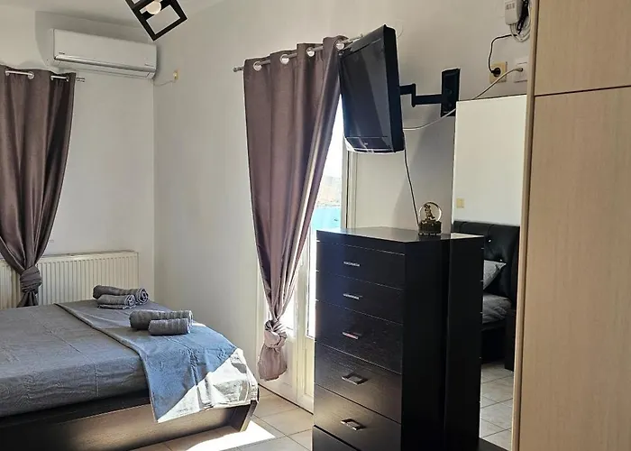 Maryann's House Casa de Férias Livadi (Serifos)